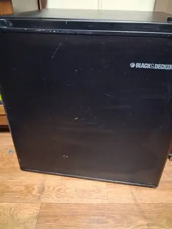 Mini fridge