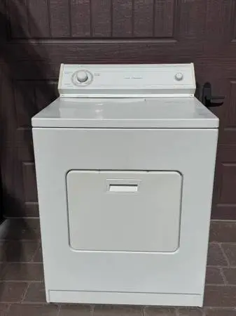 LIKE NEW WHIRLPOOL DRYER