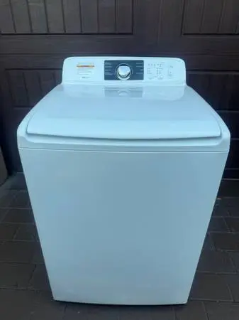 LIKE NEW SAMSUNG WASHER SUPERSIZE CAPACITY PLUS