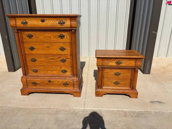 PRICE REDUCED Medium Oak Finished 6 Drawer Dresser w/Nightstand