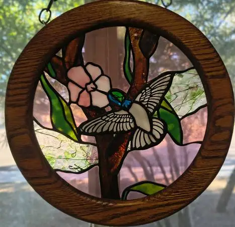 Wood Framed 12 Inch Round Stained Glass Hummingbird