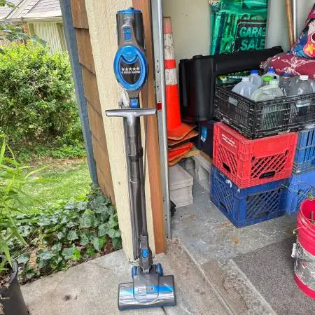 Shark Rocket Professional Bagless Upright Vacuum Cleaner #HV30026