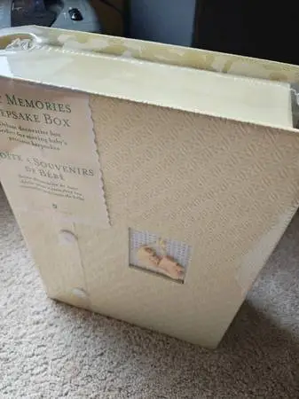 Baby keepsake boxes, BRAND NEW (2)