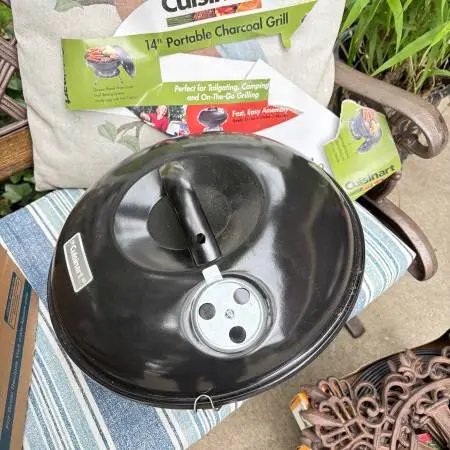 NIB Cuisinart 14 Portable Tabletop Charcoal Grill w/Bag of Charcoal