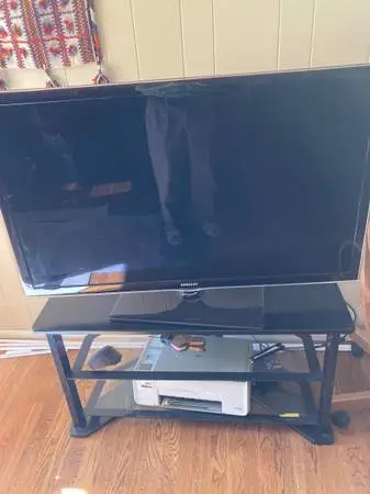 45” Samsung tv