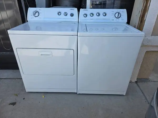 Whirlpool washer and Whirlpool electric dryer