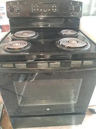 Black Ge electric stove