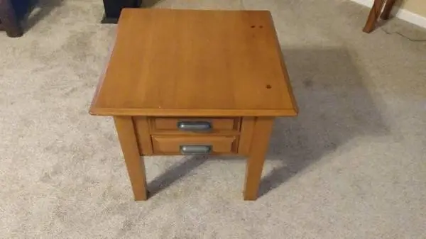 Stained Wood End Table 26Lx26Wx25.5H