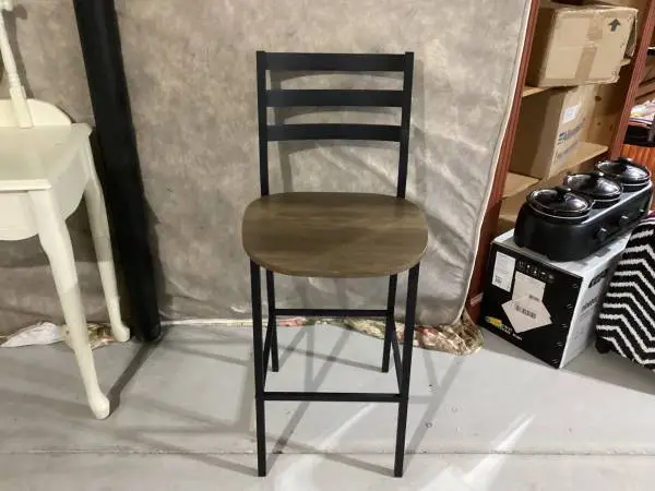 New! Counter Height Bar Stool