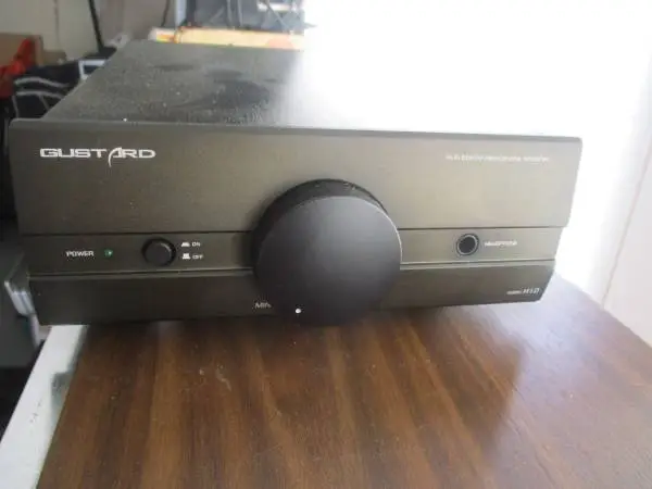 GUSTARD MODEL H10 HIFI STEREO HEADPHONE AMP