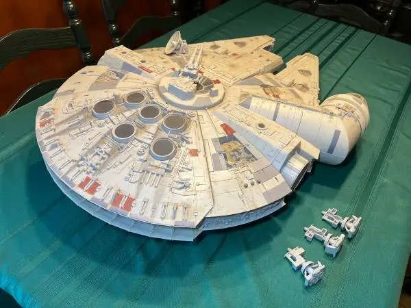 2008 Hasbro Star Wars Legacy Collection Millennium Falcon