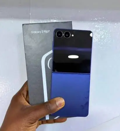 Galaxy Z Flip 7 Unlocked