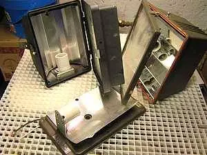 EXTERIOR LIGHT HOUSINGS :