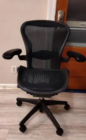OFFICE CHAIR HERMAN MILLER AERON SIZE B