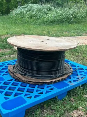 Copper Cable (CxC) F4 Cable Spool 5940R 14 AWG Copper Cable