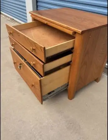 Exquisite Like New Flawless Oak 3 Drawer Lateral File Cabinet