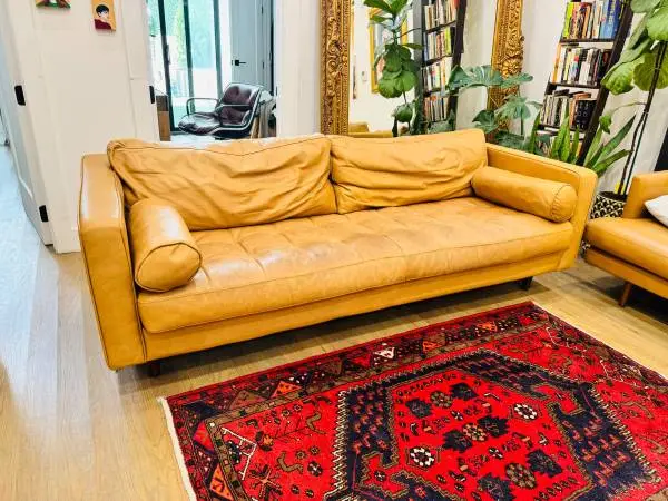Sven Article Leather Sofa