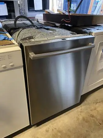 SS Bosch Dishwasher Built In Fully Integrated Model #SHXM4AY55N Used