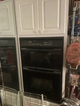 Wall oven & microwave with cabinet