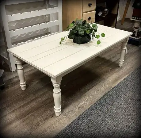 SIMPLY BEAUTIFUL CREAMY WHITE COFFEE TABLE