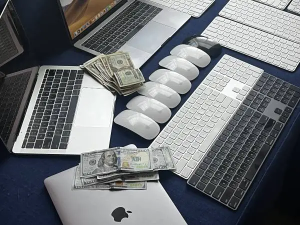 iOfferCash for Phones, Tablets, Laptops