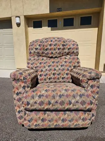 NEW LAZY BOY ROCKER RECLINER ACCENT CHAIR
