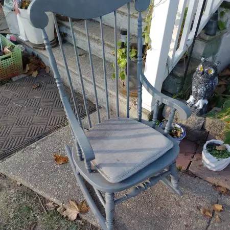 Rocking chair, wood, very nice, needs paint, $15