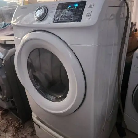 Samsung Extra Large Capacity Electric Dryer With Steam