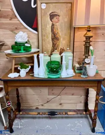 Beautiful Vintage Walnut Sofa Table