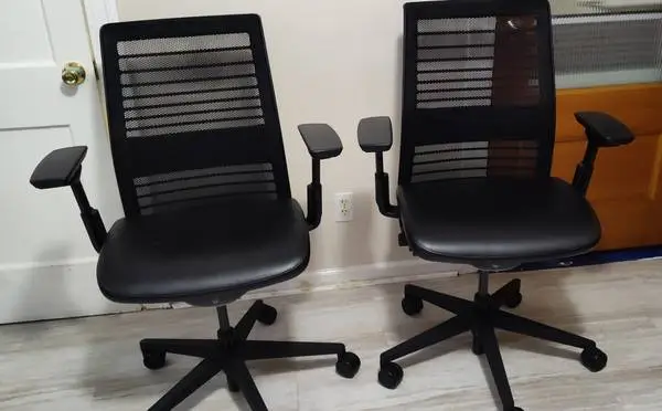 OFFICE CHAIRS STEELCASE  THINK