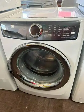 Electrolux Front Load Washing Machine – Digital Controls