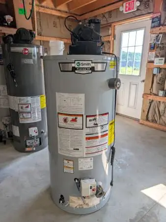 AOsmith LP Water heater Brand new with cosmetic damage