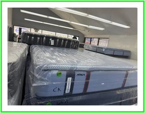 CALIFORNIA KING SIZE SEALY POSTUREPEDIC PRO MATTRESS & BOXES BED