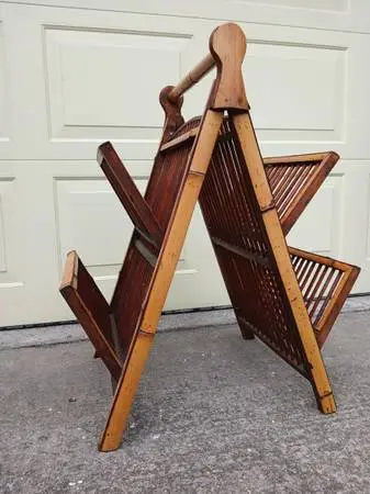 VINTAGE BAMBOO BOOK /MAGAZINE /PAPERS DISPLAY RACK