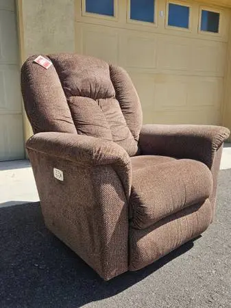 NEW LAZY BOY DUAL MOTOR POWER RECLINER CHAIR
