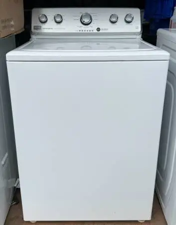 Clean & Tested Maytag 3.8 cu ft Top-Load Washer Agitator White — $300