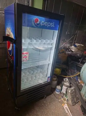 Pepsi Hisense mfg 10 cubic feet glass commercial merchandiser