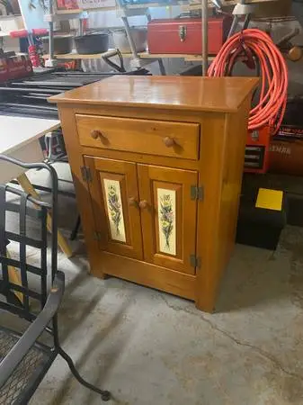 Small oak cabinet