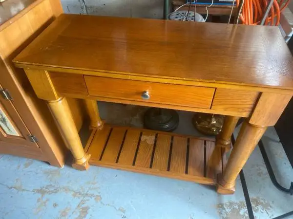 Oak stand