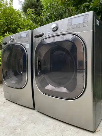 LG Large Capacity Washer and Electric Dryer