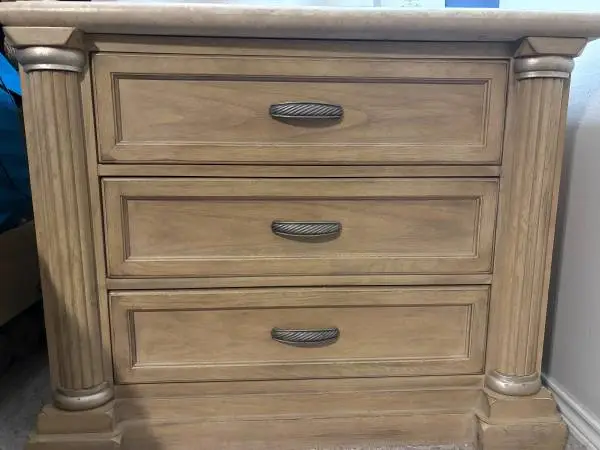 Drexel Heritage oversized 3 drawer nightstand