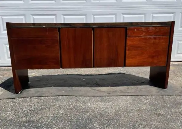 Mid Century Modern Credenza/Media Center Kimbal.