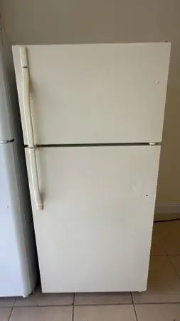 FRIDGE TOP BOTTOM KENMORE WHITE