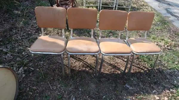 CHAIRS SET OF (4) MID-CENTURY CHROME NED CLEANING