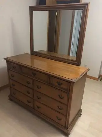 DOUBLE DRESSER AND MIRROR
