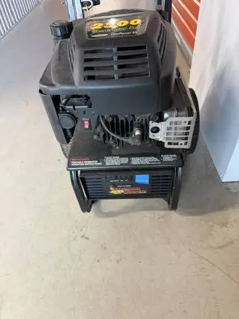 Briggs and Stratton 2500 Generator