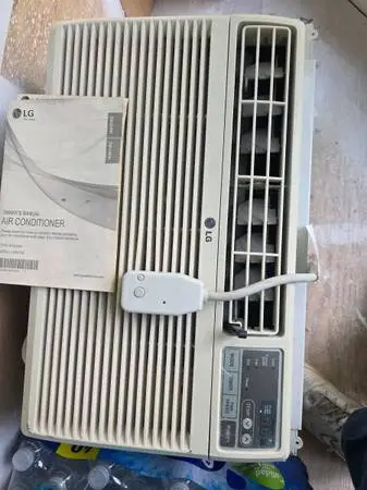 WINDOW AIR CONDITIONERS 5000 BTU