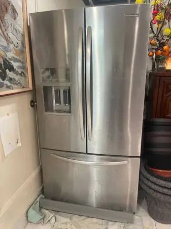 Kitchen Aid Refrigerator 3 doors