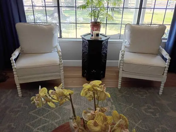 2 Living Room Spindle Chairs NEW MOVING NEED TO SELL NOW