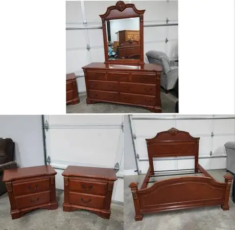 Queen Bedroom Set